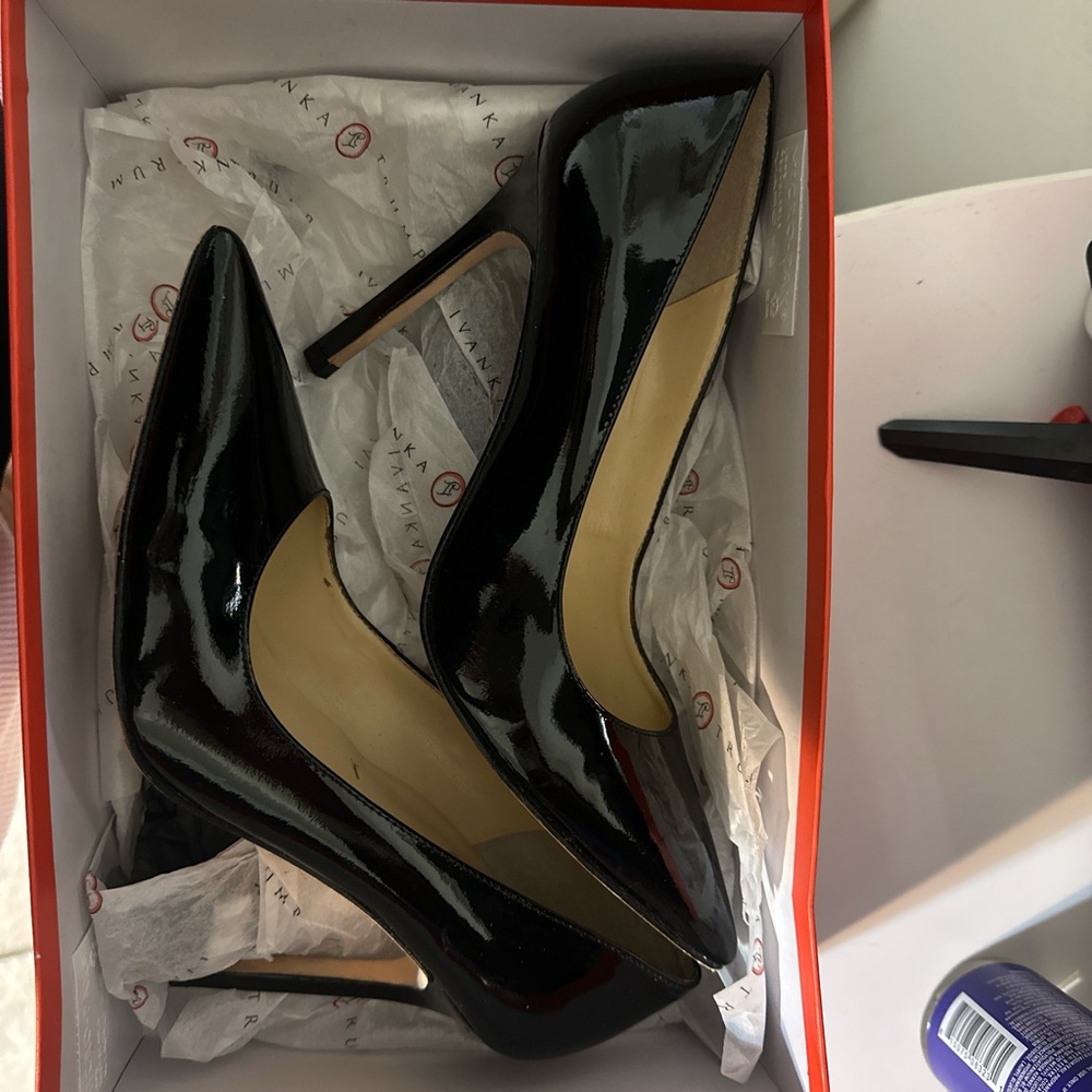 Elegant Black Stiletto Heels